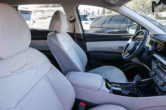 New 2026 Hyundai Tucson SE image 17