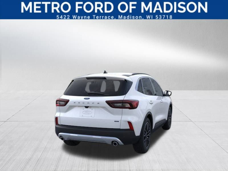 Used 2024 Ford Escape SE image 8