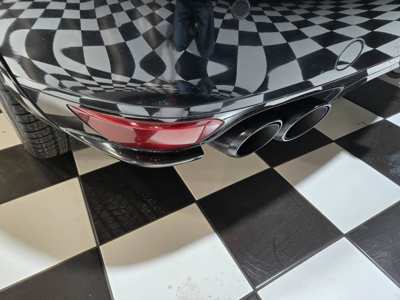 Used 2013 Porsche Cayenne GTS image 27