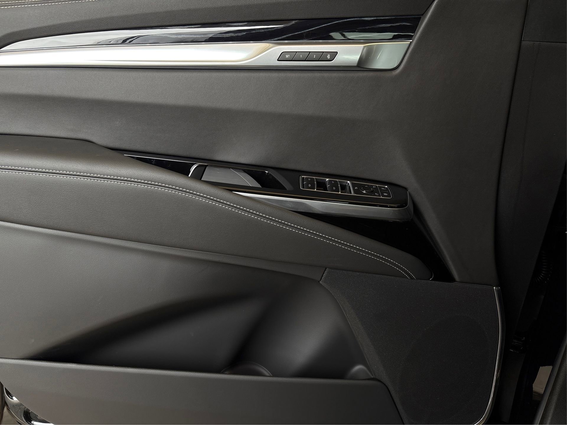 New 2026 Cadillac Escalade ESV Sport AWD/4WD image 21