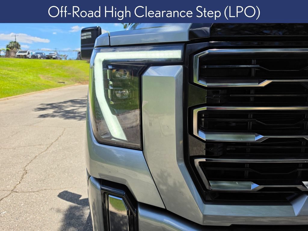 Used 2024 GMC Sierra 2500 AT4 w/ AT4 Premium Plus Package AWD/4WD image 13
