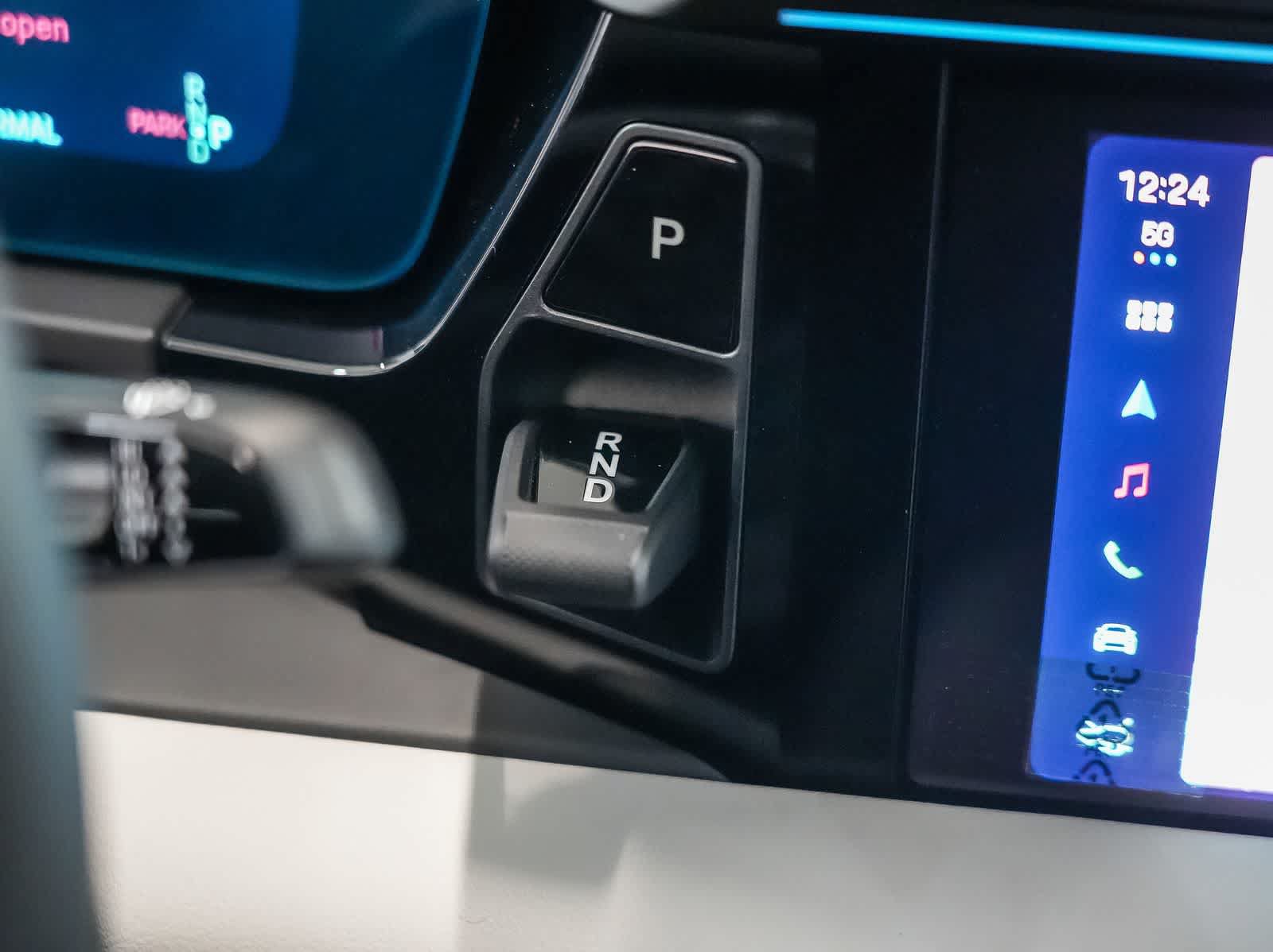 New 2026 Porsche Macan Turbo Electric AWD/4WD image 24
