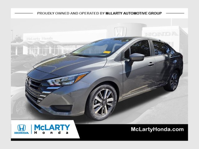 Used 2025 Nissan Versa SV w/ Trunk Package