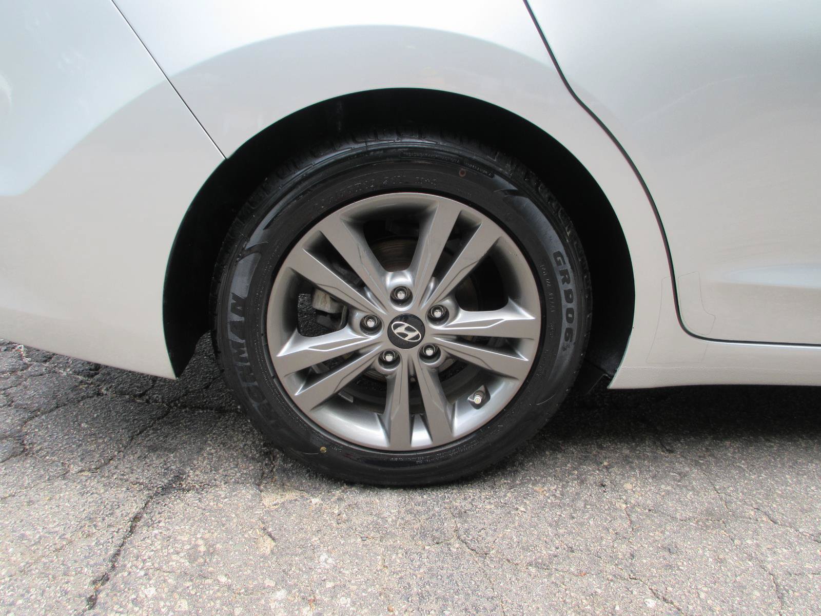 Used 2018 Hyundai Elantra Value Edition w/ Cargo Package FWD image 22