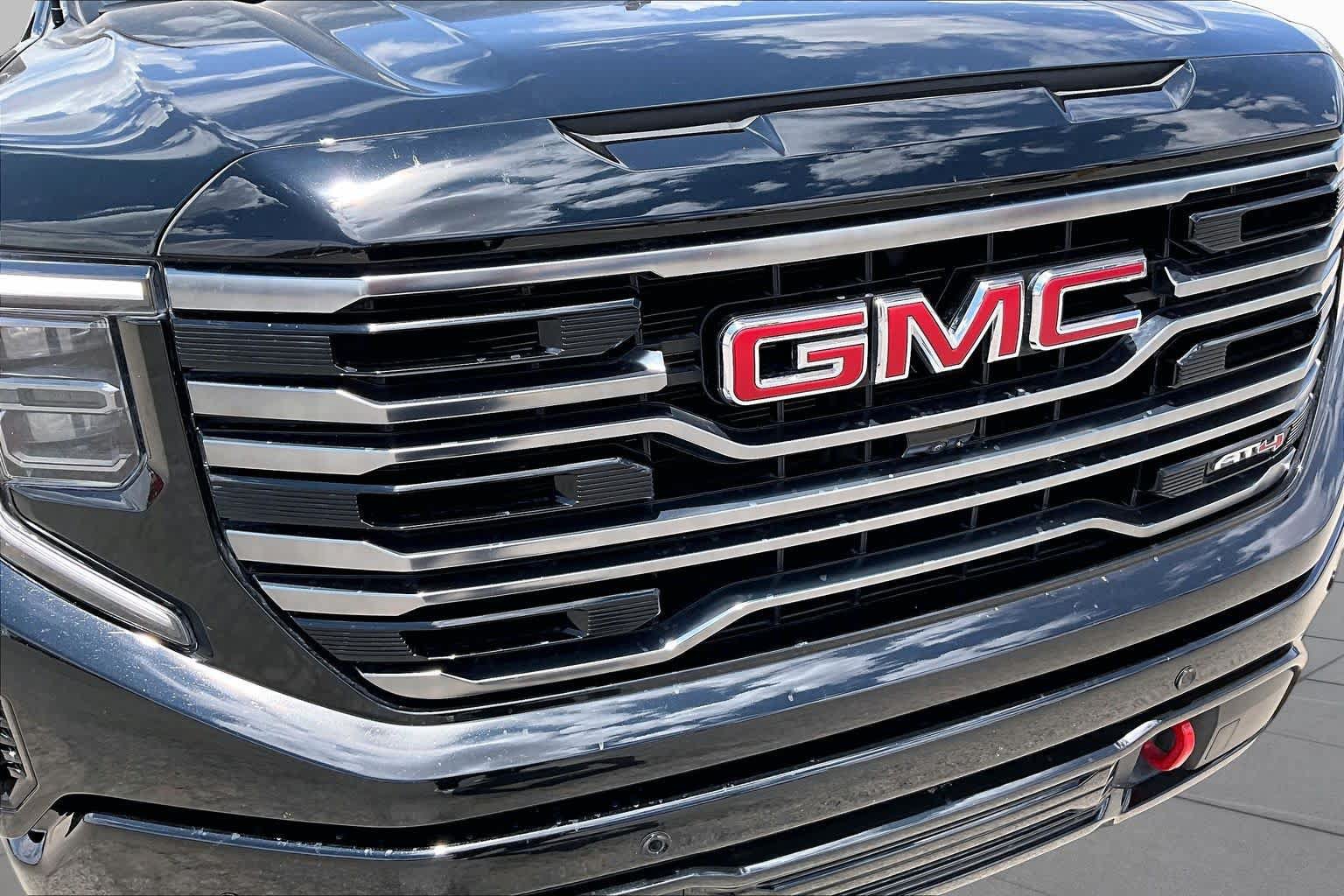 Used 2026 GMC Sierra 1500 AT4 w/ AT4 Preferred Package AWD/4WD image 29