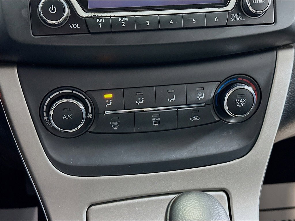 Used 2015 Nissan Sentra SV image 16