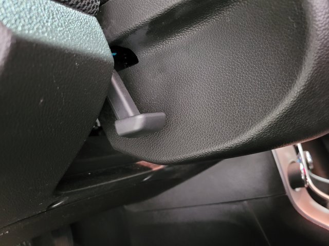 Used 2015 Chevrolet Cruze LT image 33