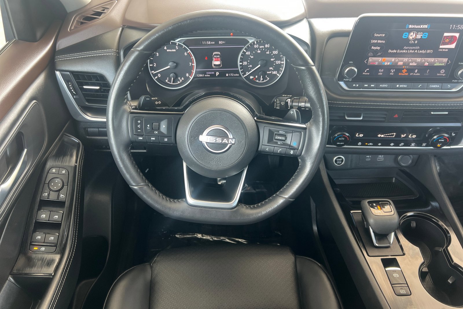 Used 2023 Nissan Rogue SV w/ SV Premium B Package image 15