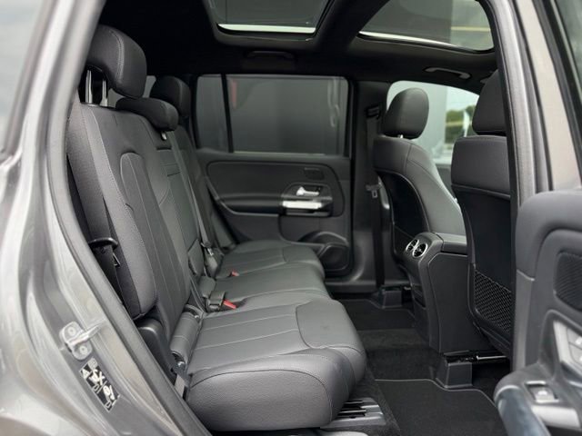Used 2026 Mercedes-Benz GLB 250 4MATIC image 49