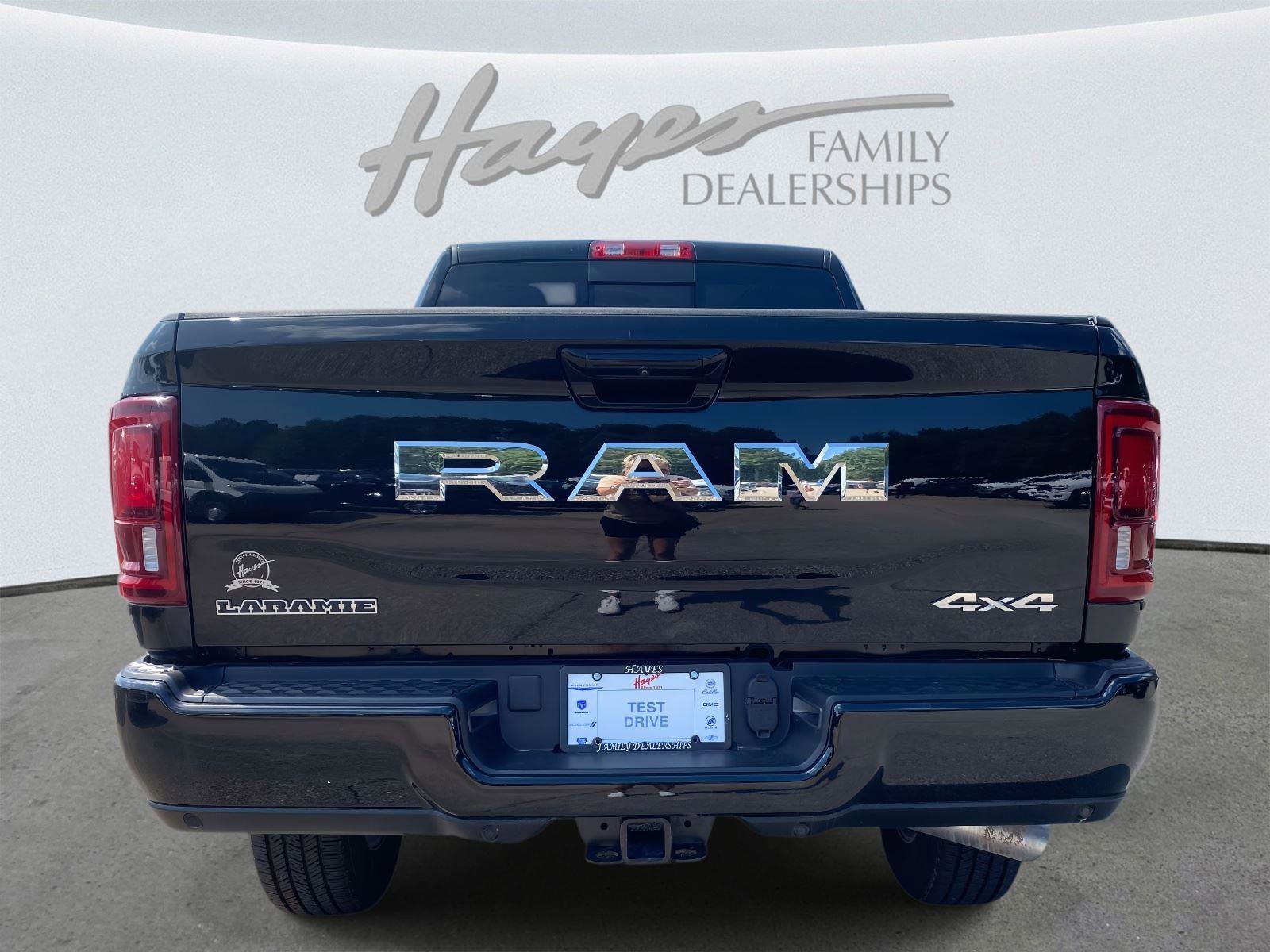 Used 2025 RAM 2500 Laramie image 42