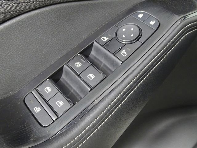 Used 2023 Nissan Rogue SV AWD/4WD image 17