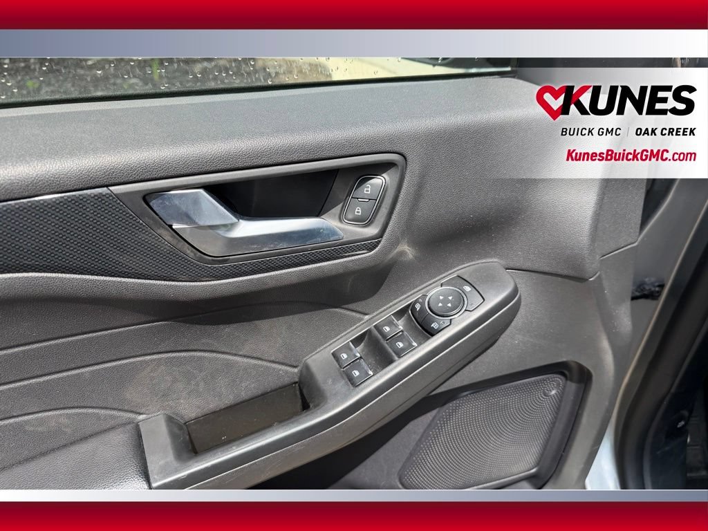 Used 2024 Ford Escape ST-Line FWD image 12