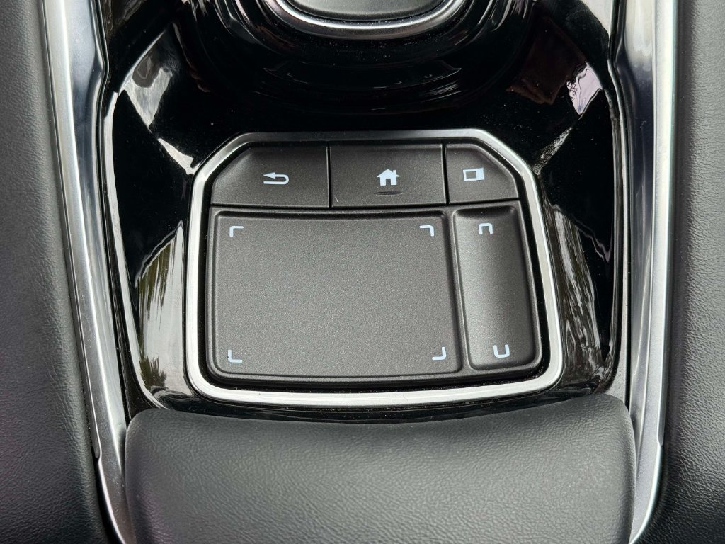 Certified 2025 Acura RDX w/ Advance Package AWD/4WD image 24