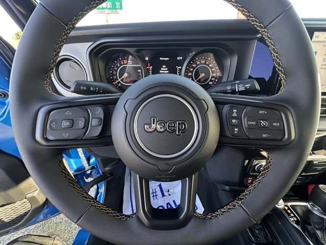 New 2025 Jeep Gladiator Willys image 14