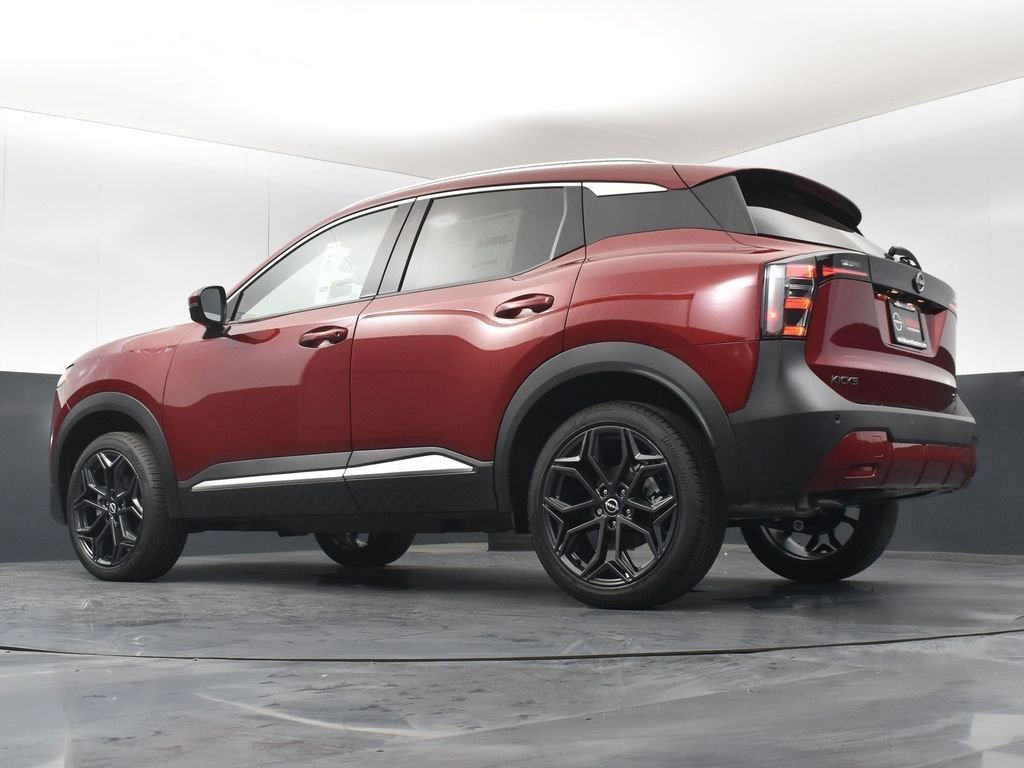 New 2025 Nissan Kicks SR FWD image 40