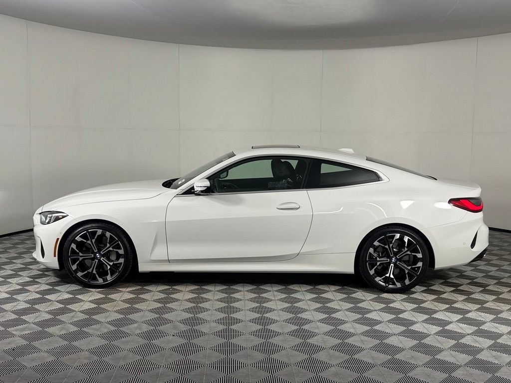 Used 2025 BMW 430i Coupe w/ Convenience Package RWD image 10