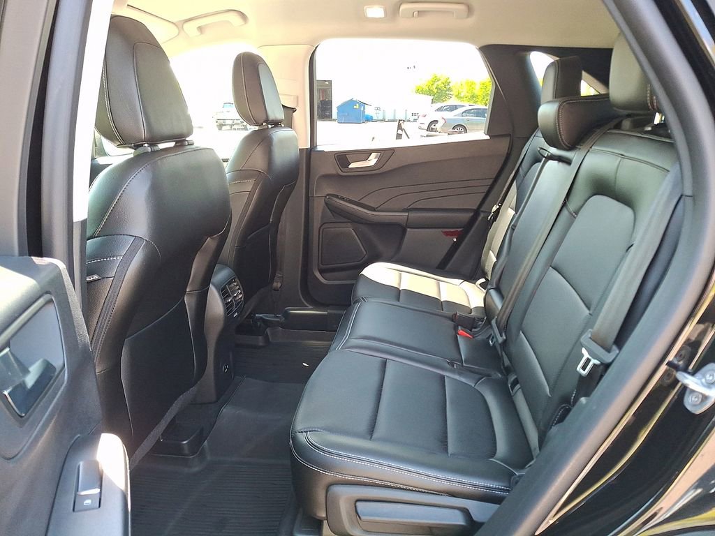 Used 2022 Ford Escape SEL AWD/4WD image 13