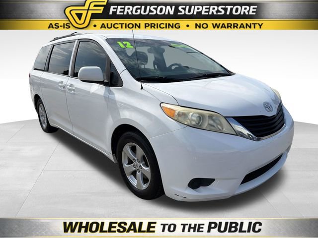 Used 2012 Toyota Sienna LE FWD image 1