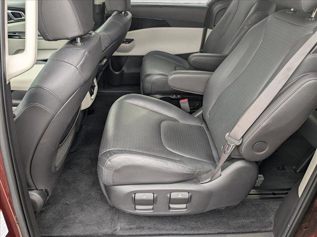 Used 2023 Kia Carnival SX Prestige image 20