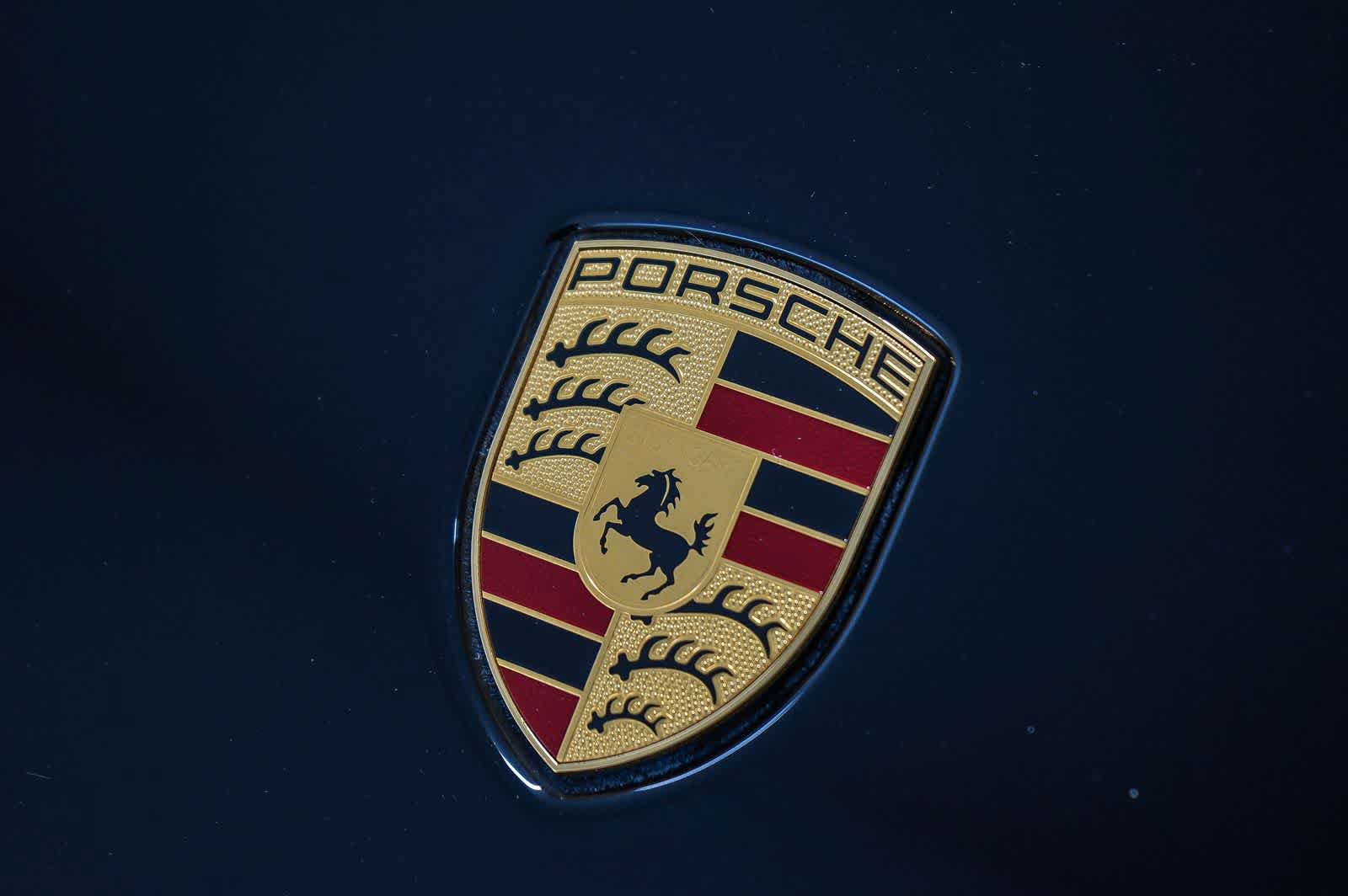 New 2026 Porsche Macan AWD/4WD image 17