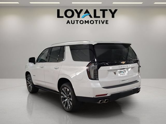 Used 2025 Chevrolet Tahoe High Country AWD/4WD image 3