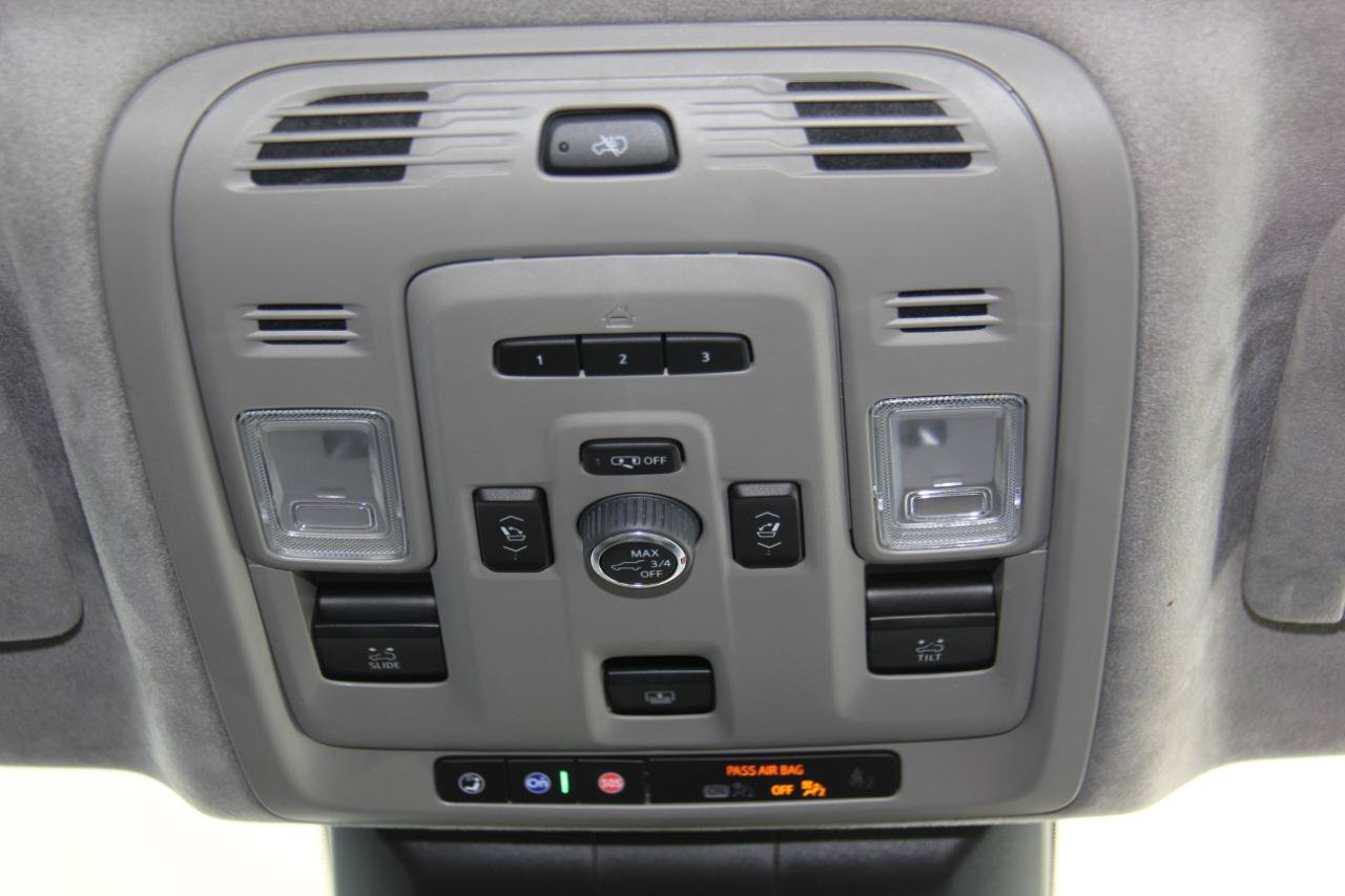 Used 2023 Cadillac Escalade ESV Sport Platinum AWD/4WD image 35