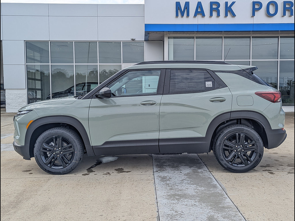 New 2026 Chevrolet TrailBlazer LT w/ Midnight Edition AWD/4WD image 9