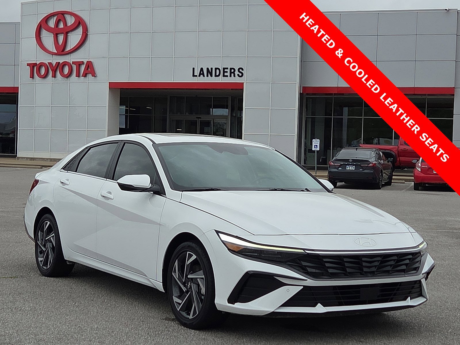 Used 2024 Hyundai Elantra Limited