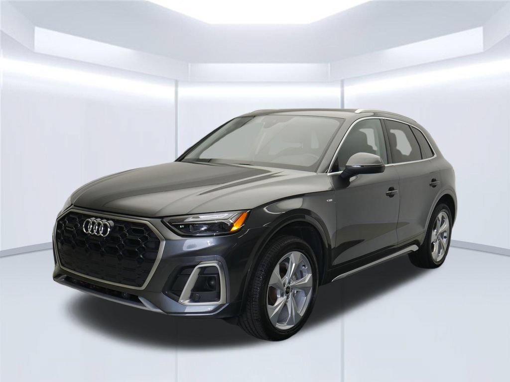 Certified 2023 Audi Q5 2.0T Premium Plus w/ Premium Plus Package AWD/4WD image 2