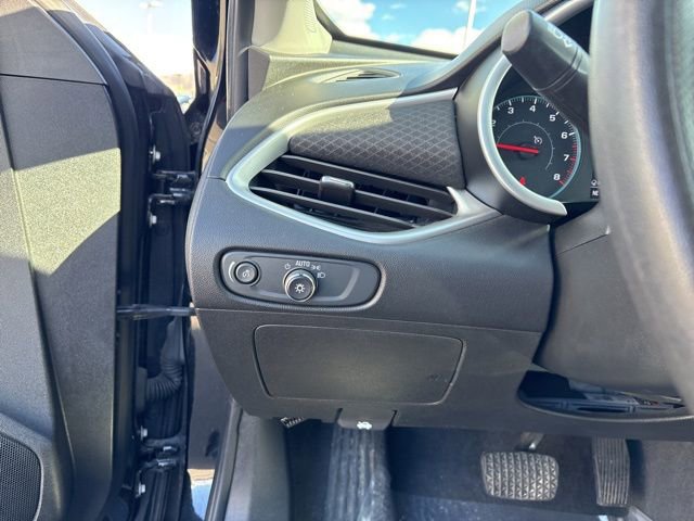 Used 2024 Chevrolet Malibu LT image 14