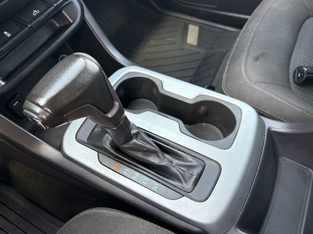 Used 2016 Chevrolet Colorado LT w/ LT Convenience Package AWD/4WD image 32