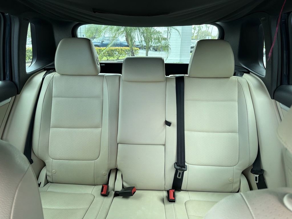 Used 2016 Volkswagen Tiguan R-Line image 14