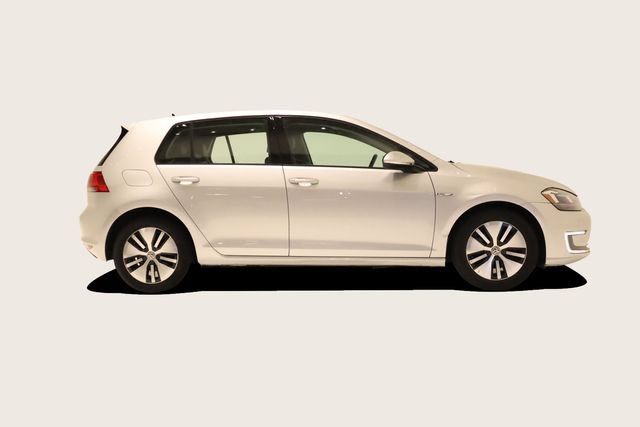 Used 2016 Volkswagen e-Golf SEL Premium FWD image 4