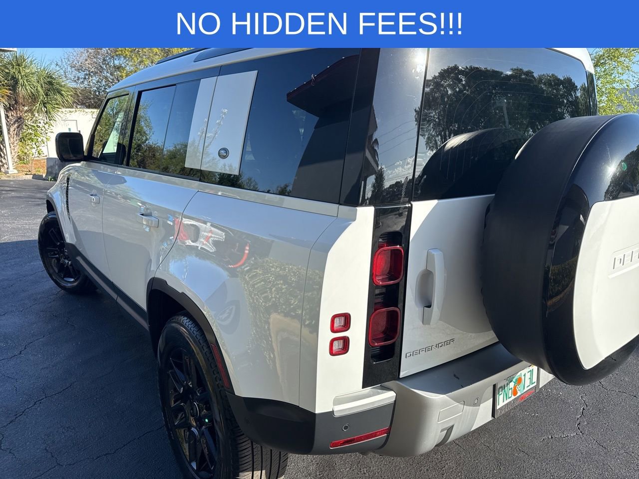 Used 2023 Land Rover Defender 110 S image 4