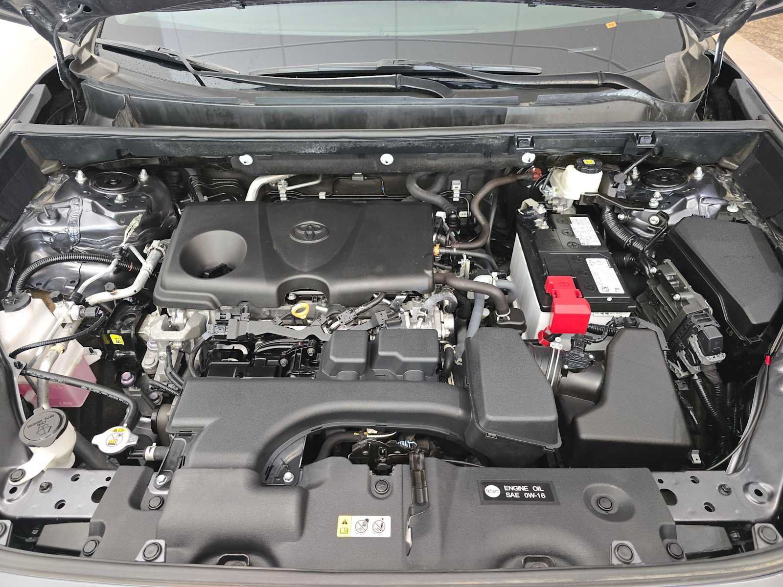 Used 2023 Toyota RAV4 LE AWD/4WD image 9