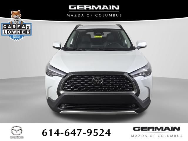 Used 2023 Toyota Corolla Cross XLE w/ Convenience Package AWD/4WD image 3