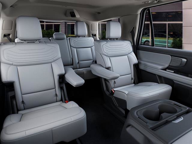 New 2027 Ford Expedition Platinum w/ Platinum Ultimate Package AWD/4WD image 42