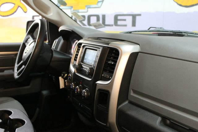 Used 2018 RAM 1500 Classic SLT AWD/4WD image 10