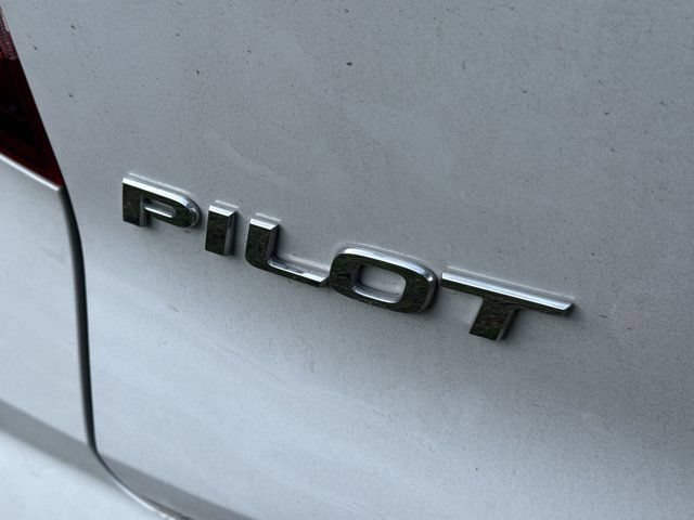 Used 2022 Honda Pilot TrailSport image 10
