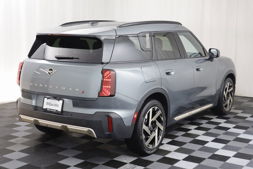 Certified 2025 MINI Cooper Countryman S image 17