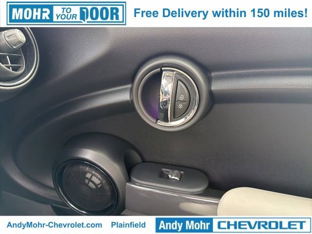 Used 2019 MINI Cooper 2-Door Hardtop w/ Signature Upholstery Package image 27