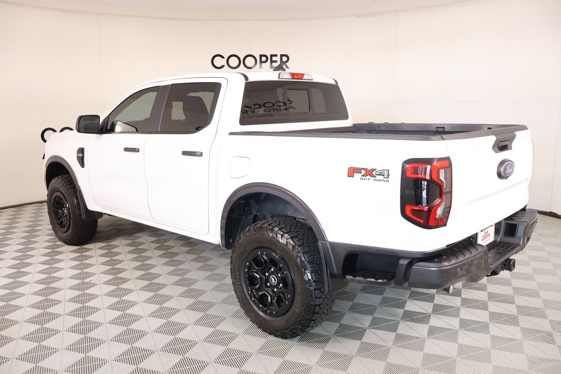 Used 2024 Ford Ranger XLT w/ FX4 Off-Road Package AWD/4WD image 21