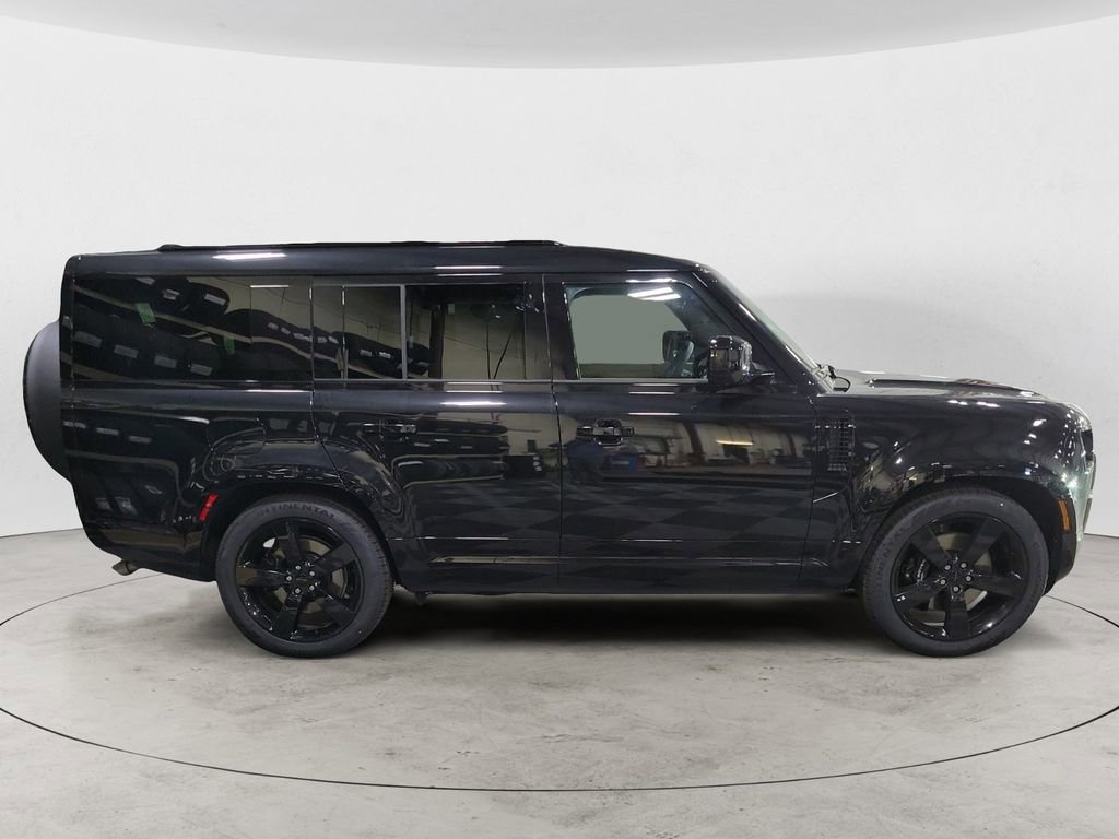 New 2026 Land Rover Defender 130 V8 image 6