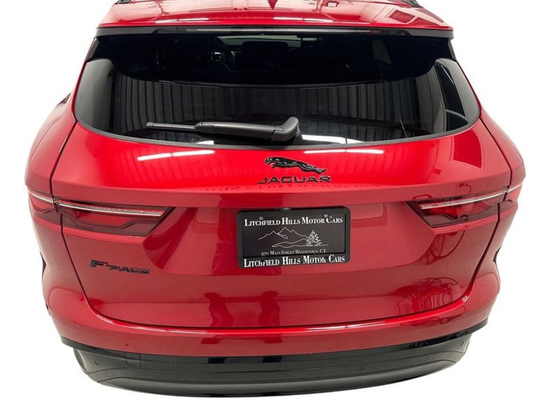 Used 2023 Jaguar F-PACE S AWD/4WD image 5