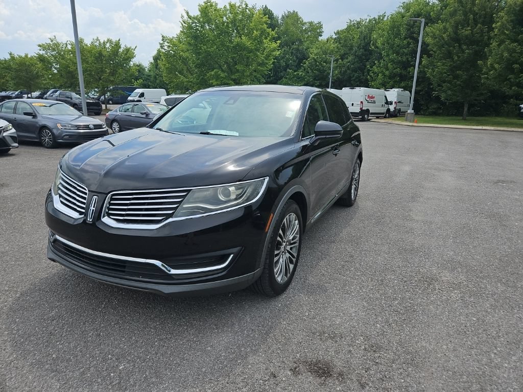 Used 2017 Lincoln MKX Reserve w/ Lincoln MKX Climate Package FWD image 3
