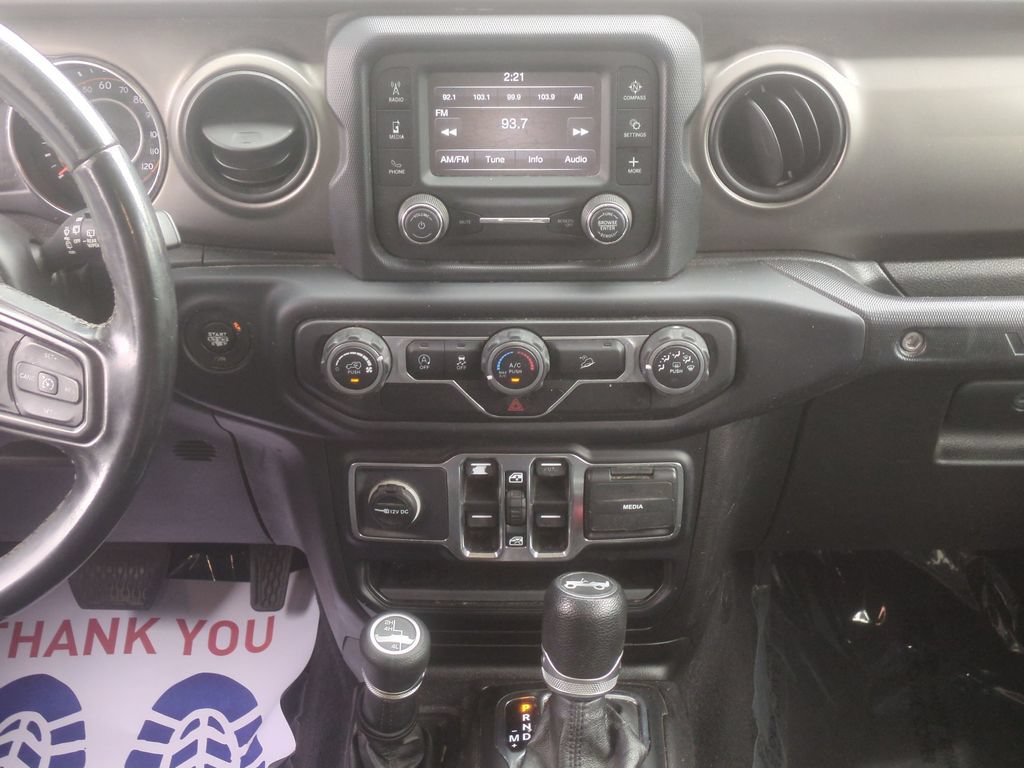 Used 2019 Jeep Wrangler Unlimited Sport S AWD/4WD image 16