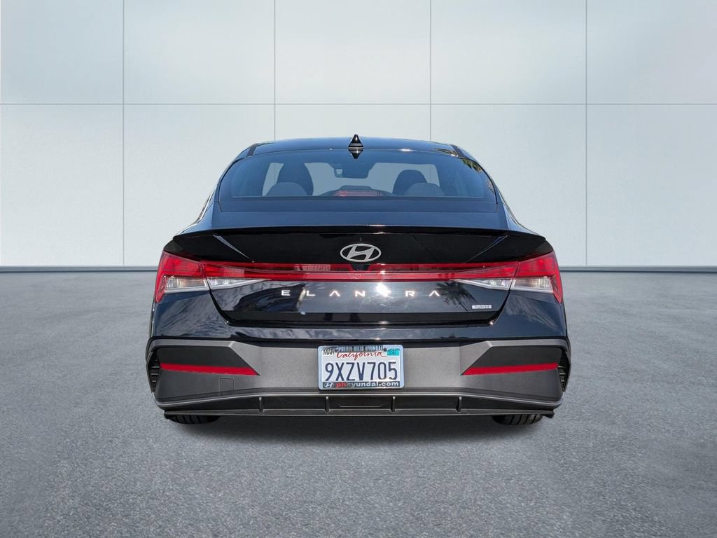 Used 2026 Hyundai Elantra SEL FWD image 5