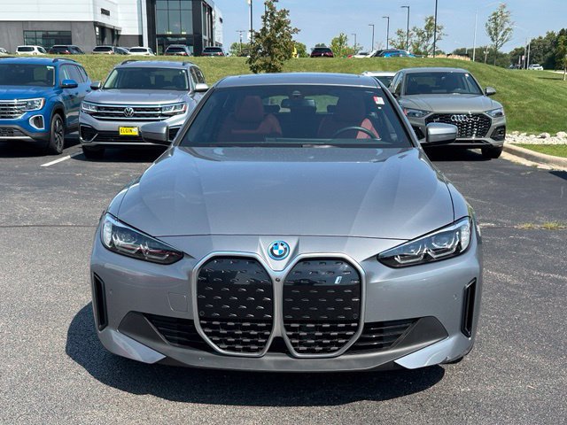 Used 2023 BMW i4 eDrive35 w/ Premium Package RWD image 2