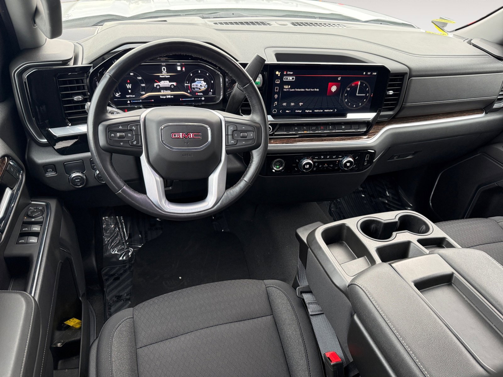 Used 2022 GMC Sierra 1500 Elevation image 15