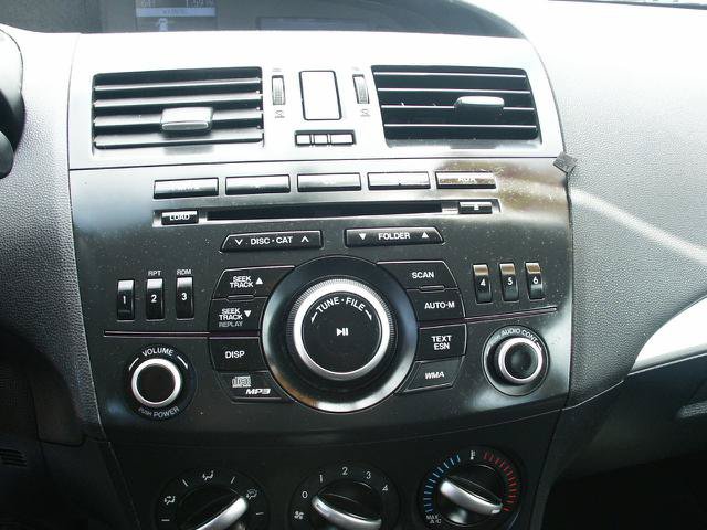 Used 2012 MAZDA MAZDA3 i Touring FWD image 11